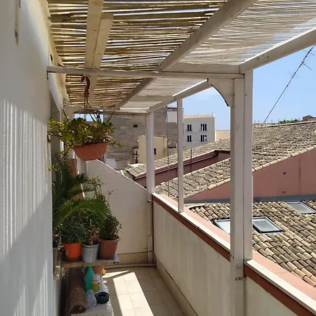 Mamo's House