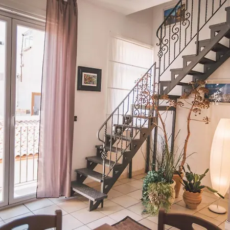 Mamo's House Apartment Syracuse